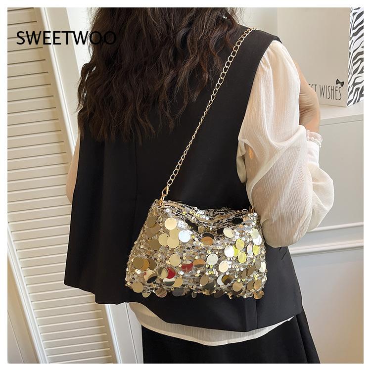 กระเป๋าสะพายข้างทรงถังขนาดเล็ก - Fashion Street Night บทวิจารณ์และราคา