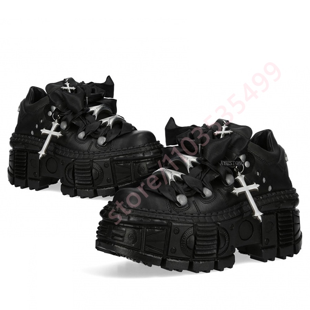 รองเท้าบูทหุ้มข้อแบบมีหมุดสไตล - Street Fashion Y2K บทวิจารณ์และราคา